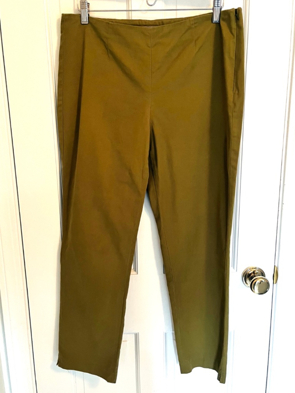 J. Jill Olive Green Side Zip Slim Leg Pants Minimalist Size 10